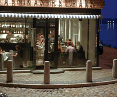 Dining in Riga, Lavia � Cafe, Restaurants